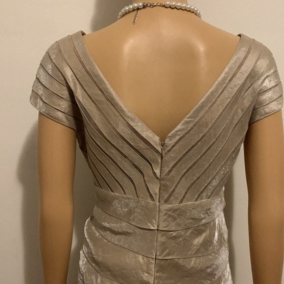 Adrianna Papell Dress - Picture 6 of 10